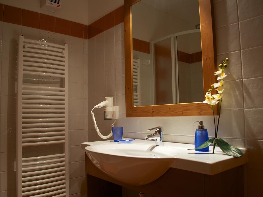 Baita Scaia Bed and Breakfast Cogolo Rum bild