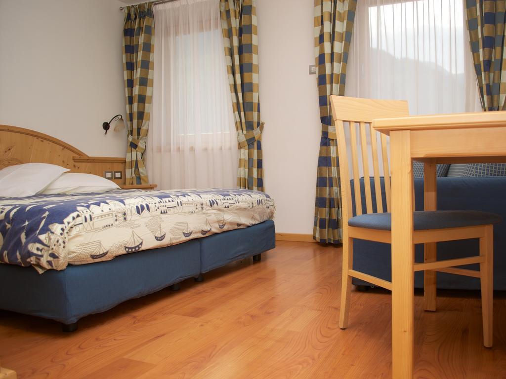Baita Scaia Bed and Breakfast Cogolo Rum bild